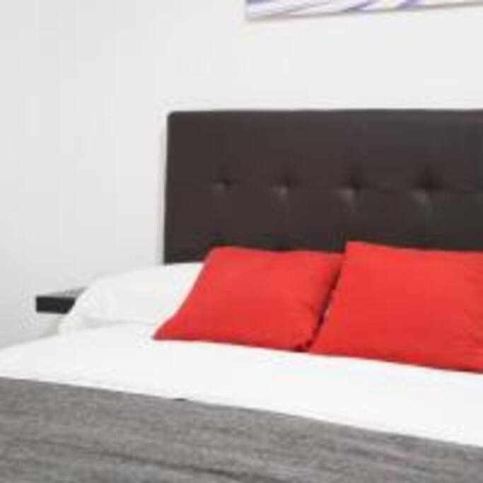 Apartamento Sotano En Gran Via Madrid Exterior foto